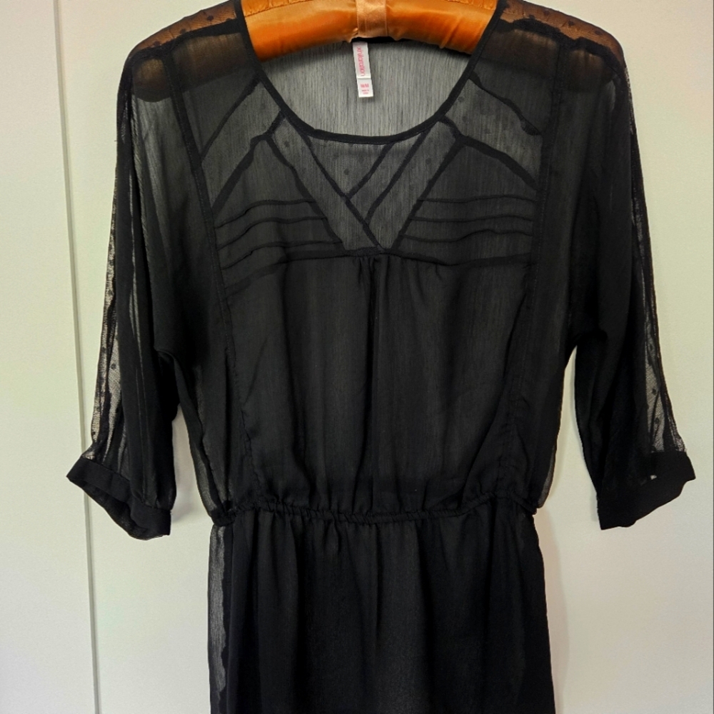 Xhilaration Black Sheer 1/2  sleeved Women's Top elastic waist with drop bottom